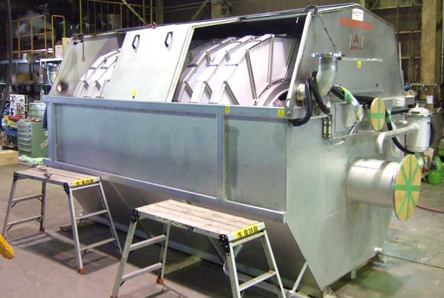 汚染水処理装置